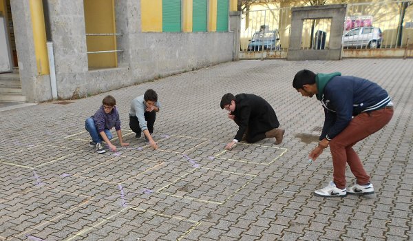 ragazzi al lavoro